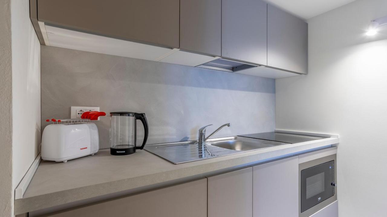 Italianway Apartment Милано Екстериор снимка