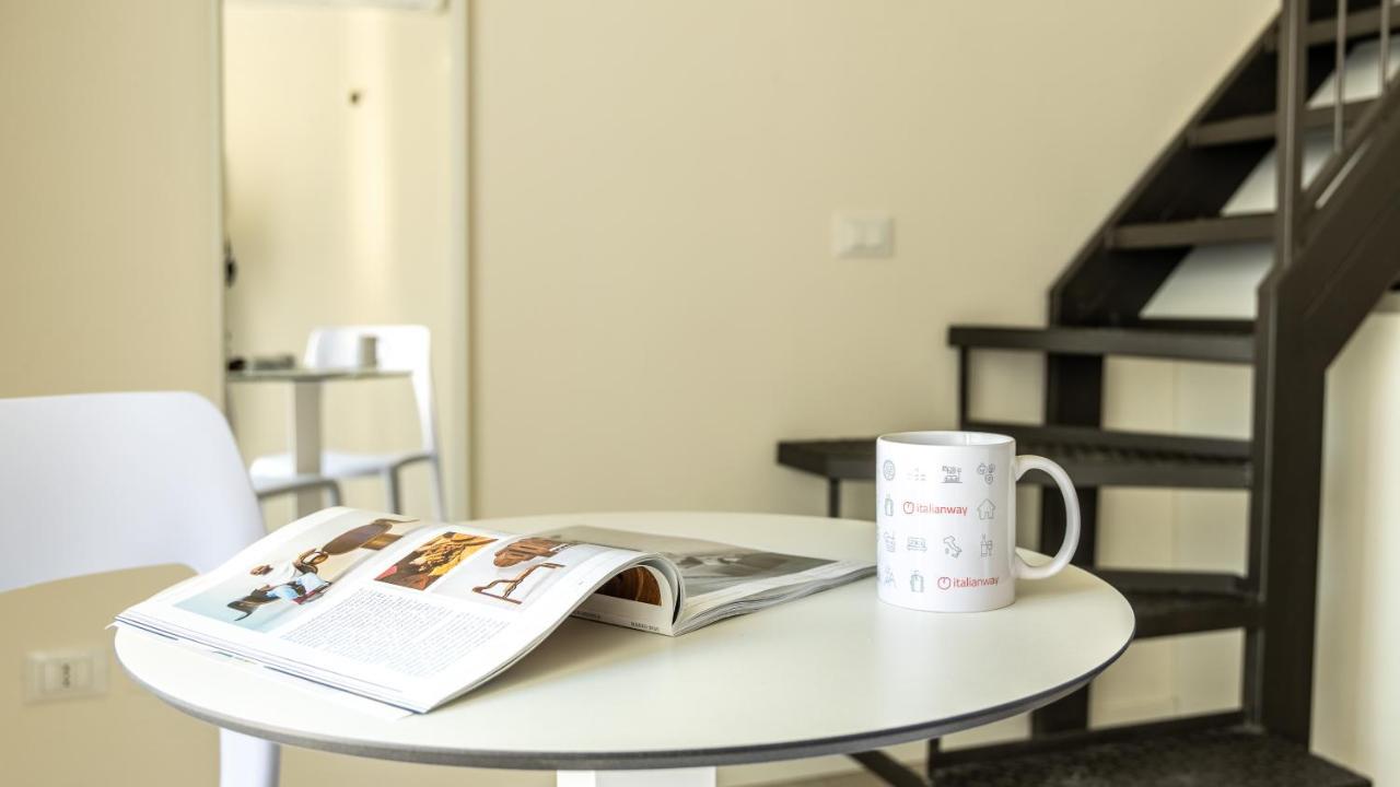 Italianway Apartment Милано Екстериор снимка