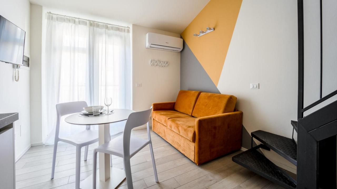 Italianway Apartment Милано Екстериор снимка