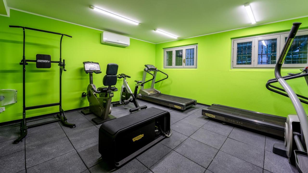 Italianway Apartment Милано Екстериор снимка