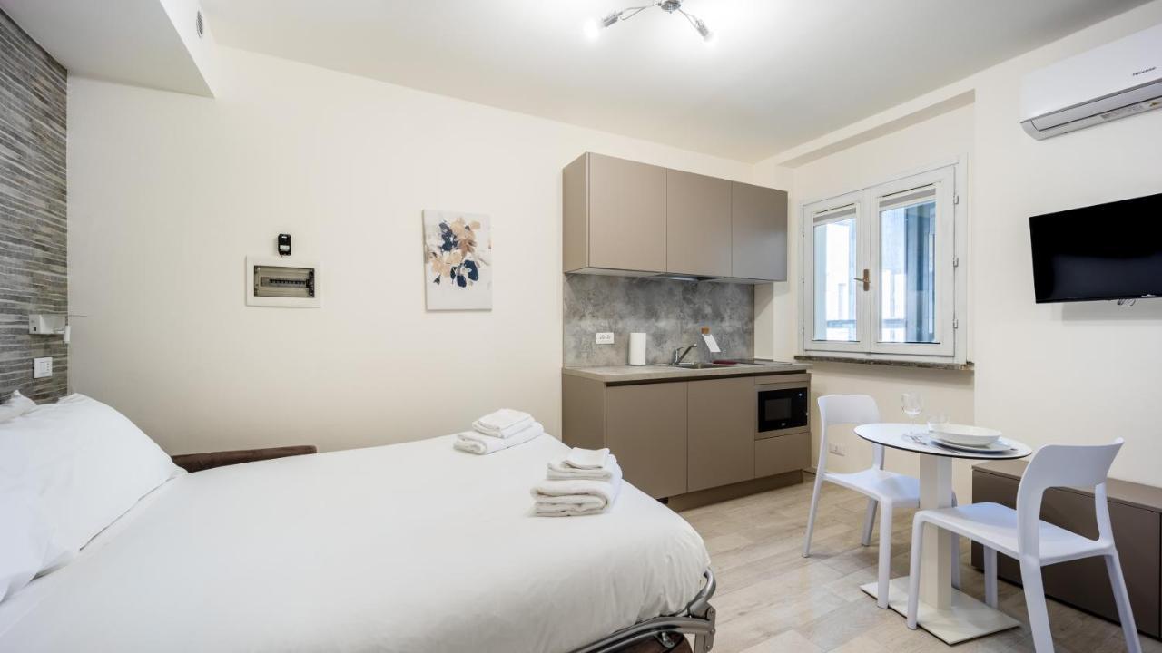 Italianway Apartment Милано Екстериор снимка