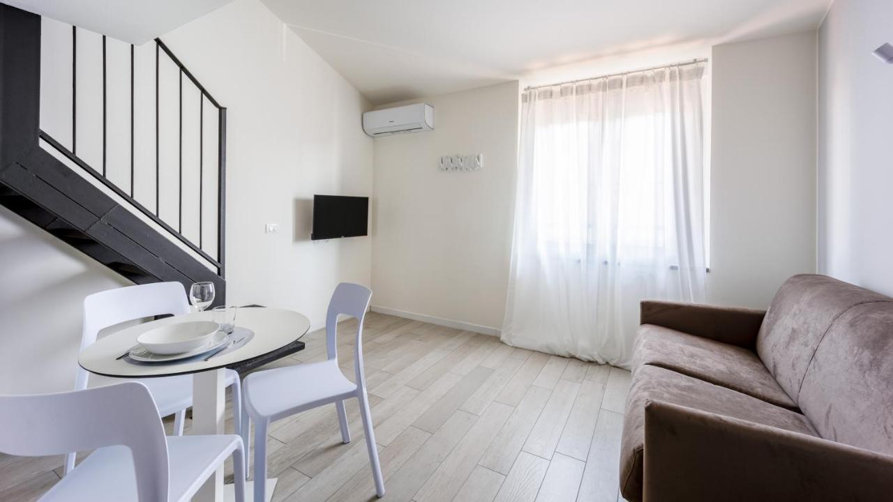 Italianway Apartment Милано Екстериор снимка