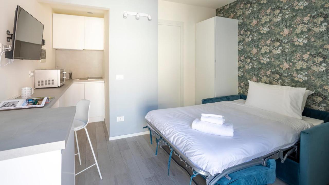 Italianway Apartment Милано Екстериор снимка