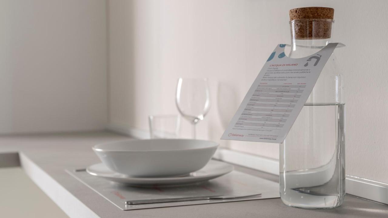 Italianway Apartment Милано Екстериор снимка