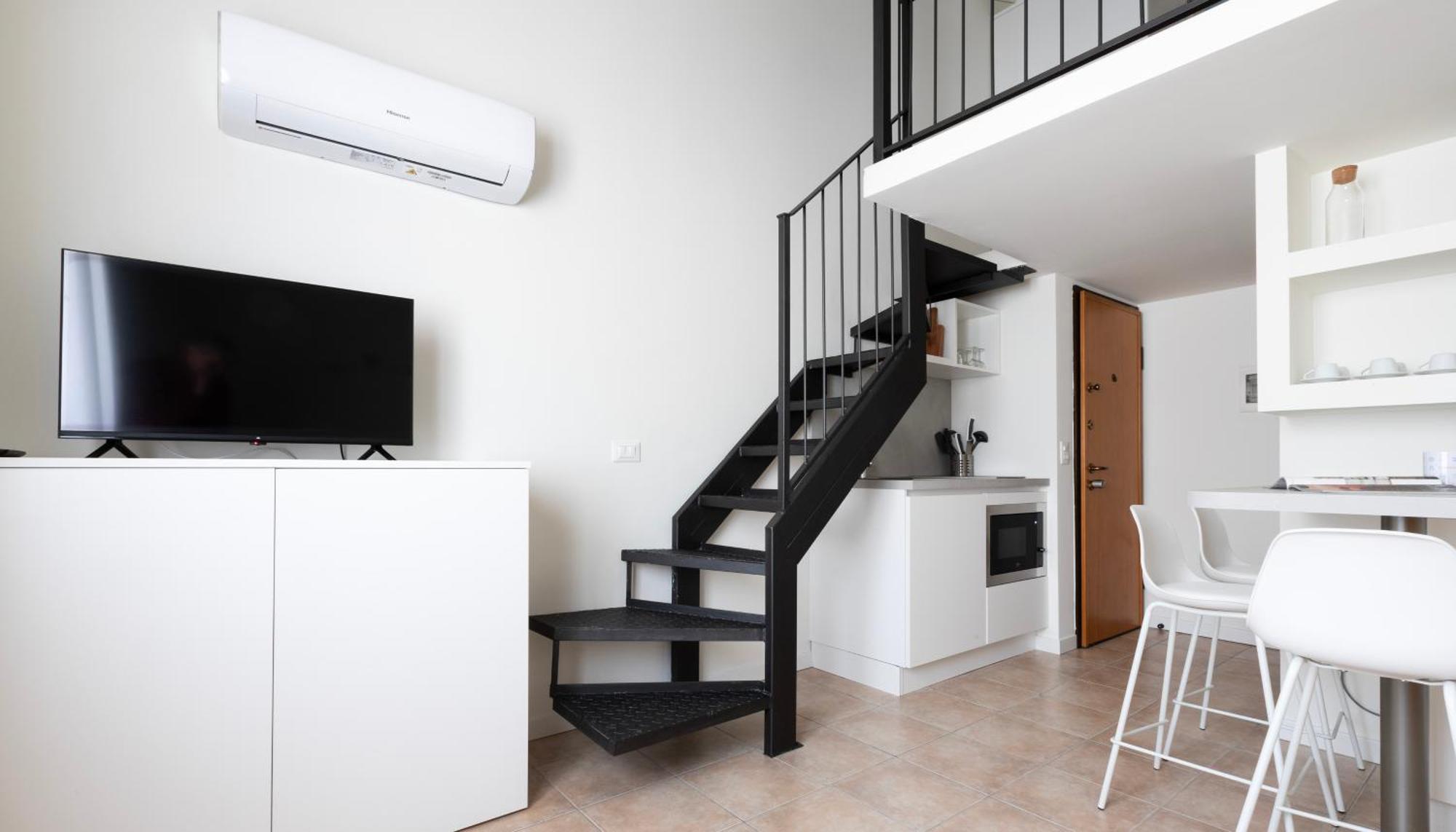Italianway Apartment Милано Екстериор снимка