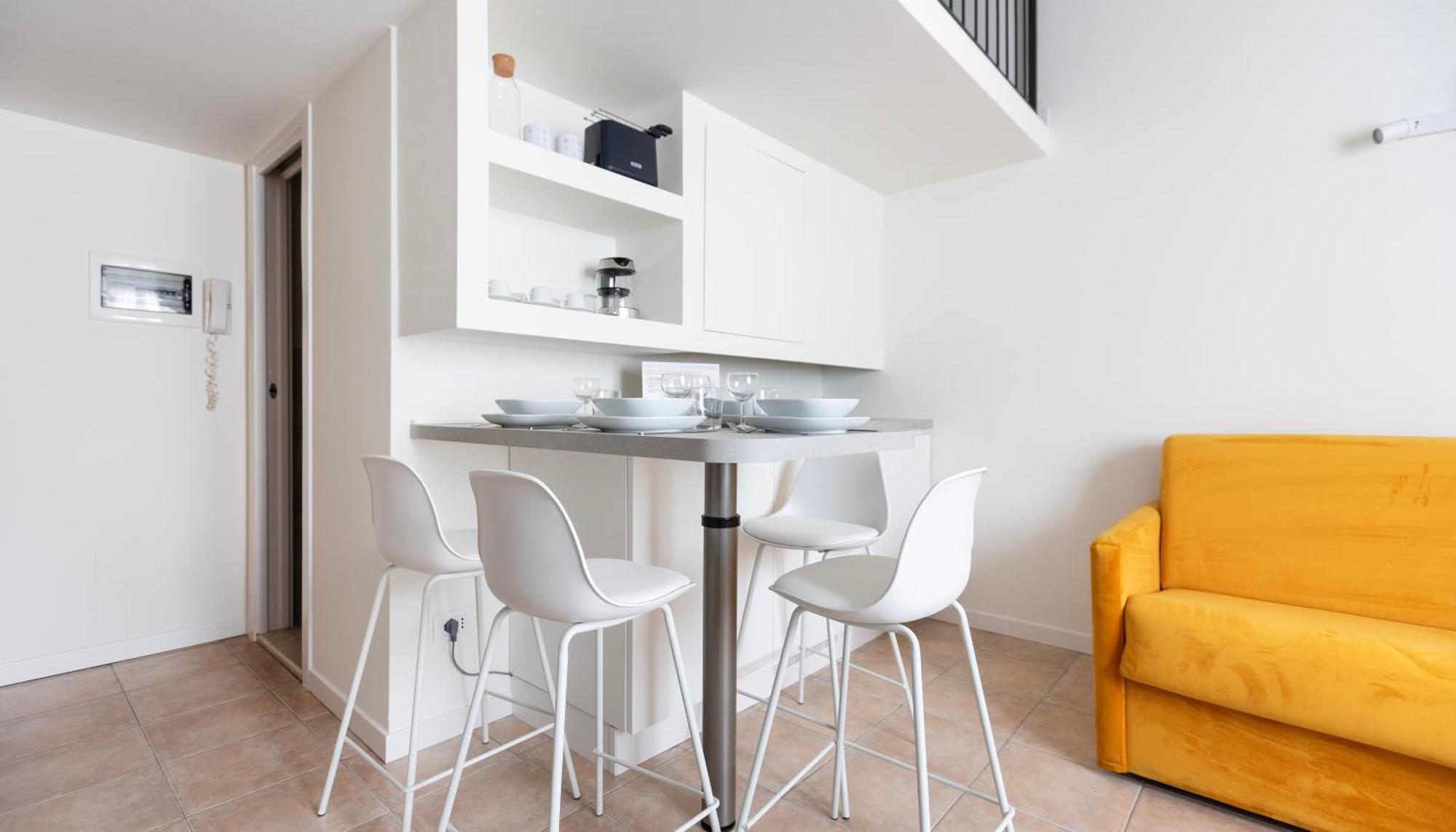 Italianway Apartment Милано Екстериор снимка