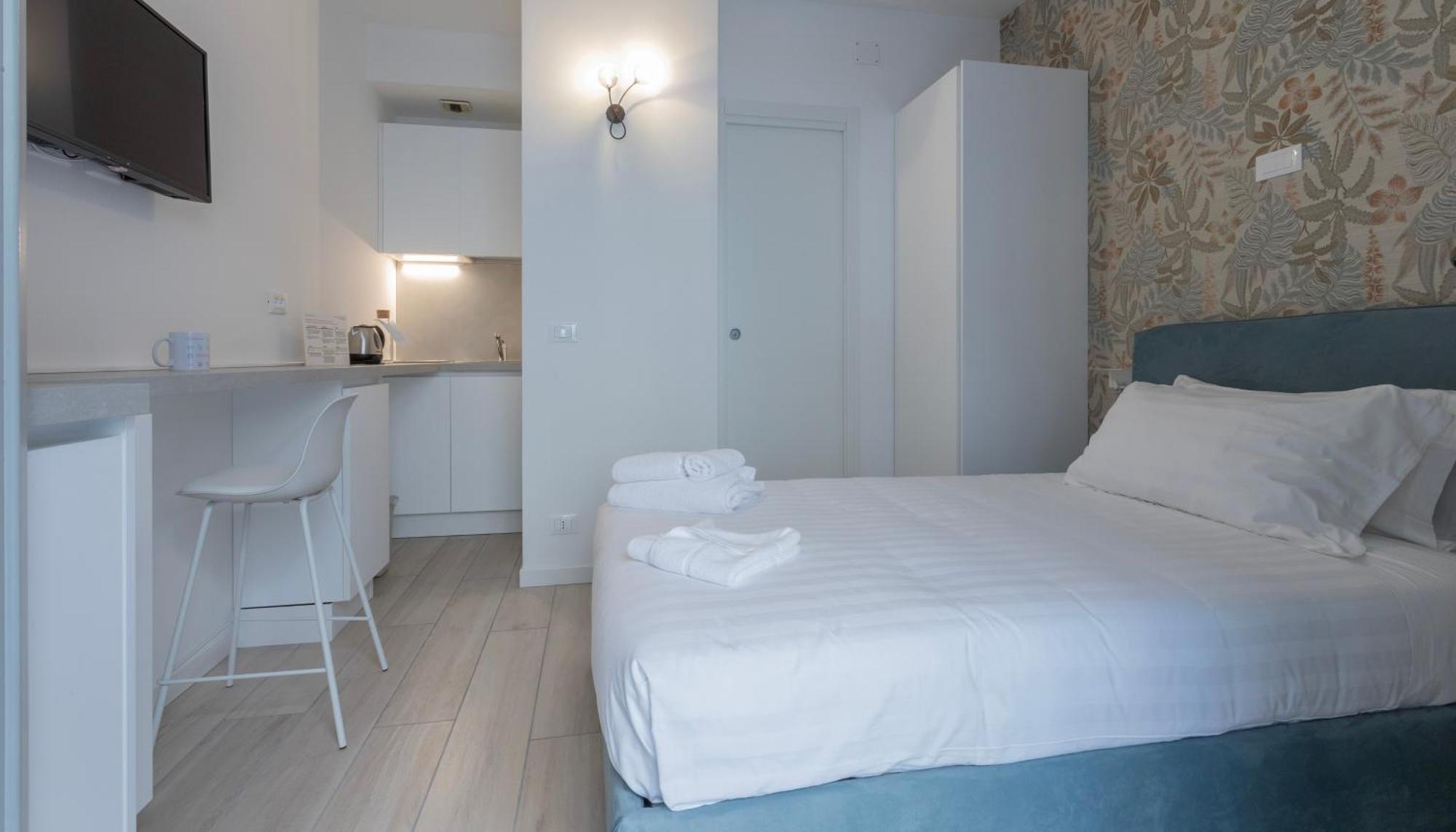 Italianway Apartment Милано Екстериор снимка
