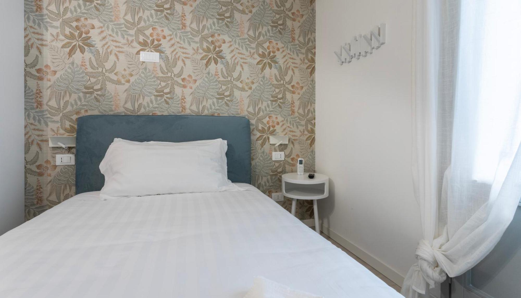 Italianway Apartment Милано Екстериор снимка